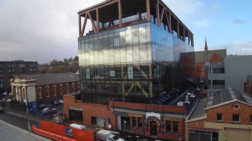 St Lukes Building Image