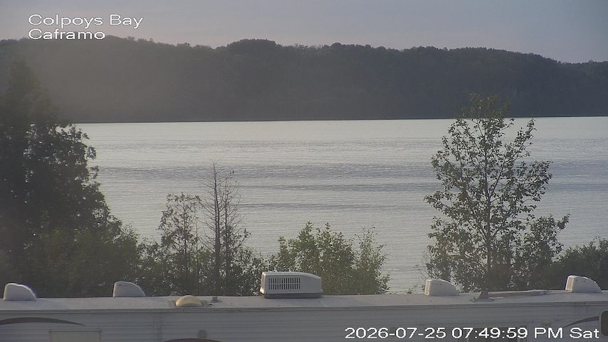 Canal de cameră live de la Caframo în Georgian Bluffs, Ontario, Canada