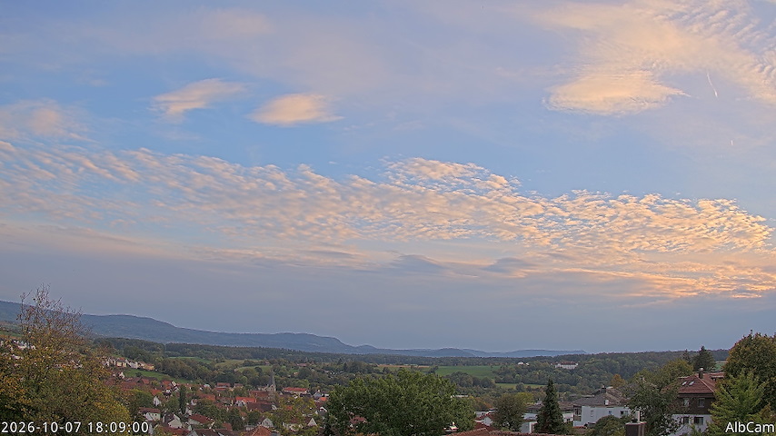 Live camera feed from 🇩🇪 AlbCam Goeppingen in View from Goeppingen to SW