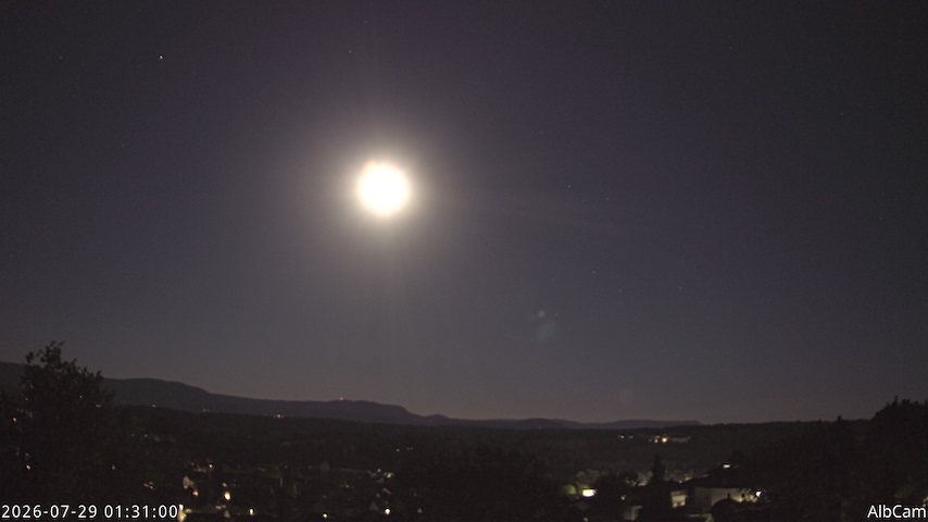 Live camera feed from AlbCam - Göppingen, Germany in View from Göppingen to SSW