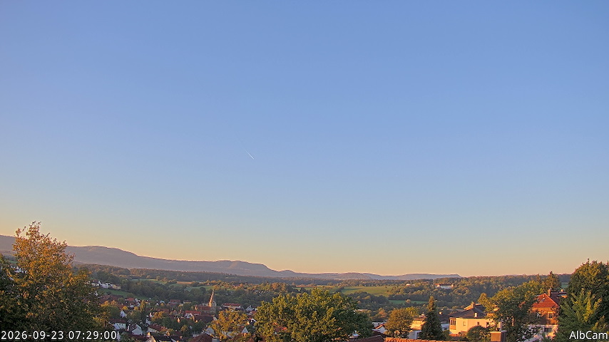 Live camera feed from 🇩🇪 AlbCam Goeppingen in View from Goeppingen to SW