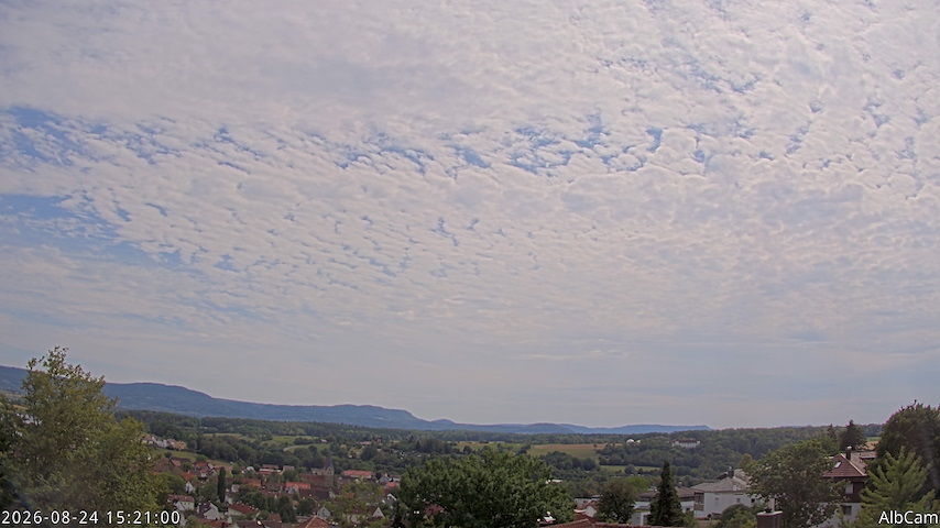 Live camera feed from 🇩🇪 AlbCam Goeppingen in View from Goeppingen to SW