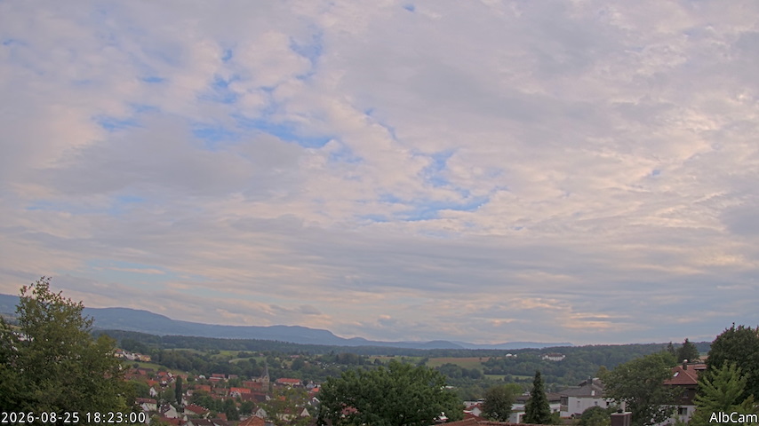 Live camera feed from 🇩🇪 AlbCam Goeppingen in View from Goeppingen to SW