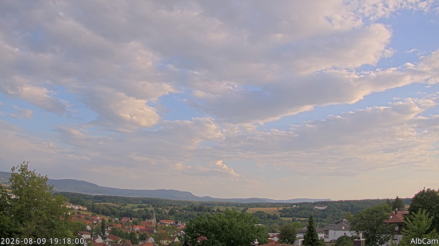 Live camera feed from AlbCam - Göppingen, Germany in View from Göppingen to SSW