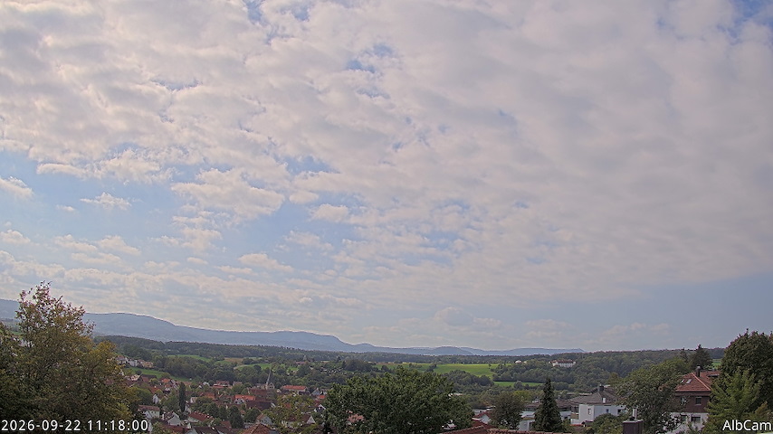 Live camera feed from 🇩🇪 AlbCam Goeppingen in View from Goeppingen to SW