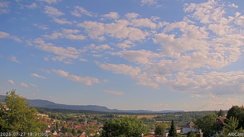 Live camera feed from AlbCam - Göppingen, Germany in View from Göppingen to SSW