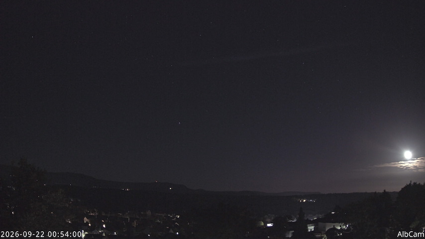 Live camera feed from 🇩🇪 AlbCam Goeppingen in View from Goeppingen to SW