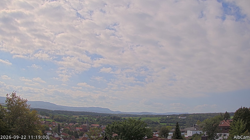 Live camera feed from 🇩🇪 AlbCam Goeppingen in View from Goeppingen to SW
