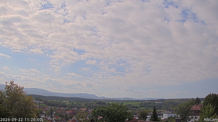 Live camera feed from 🇩🇪 AlbCam Goeppingen in View from Goeppingen to SW