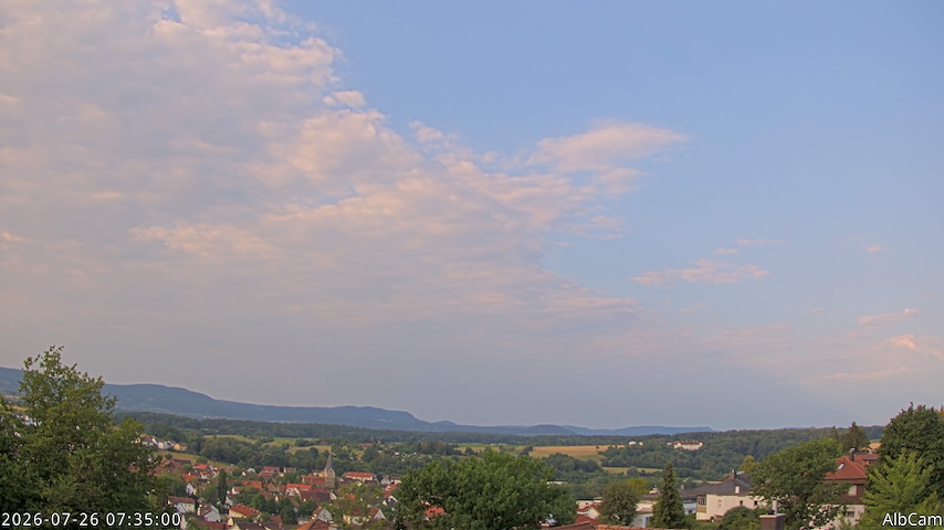 Live camera feed from AlbCam - Göppingen, Germany in View from Göppingen to SSW