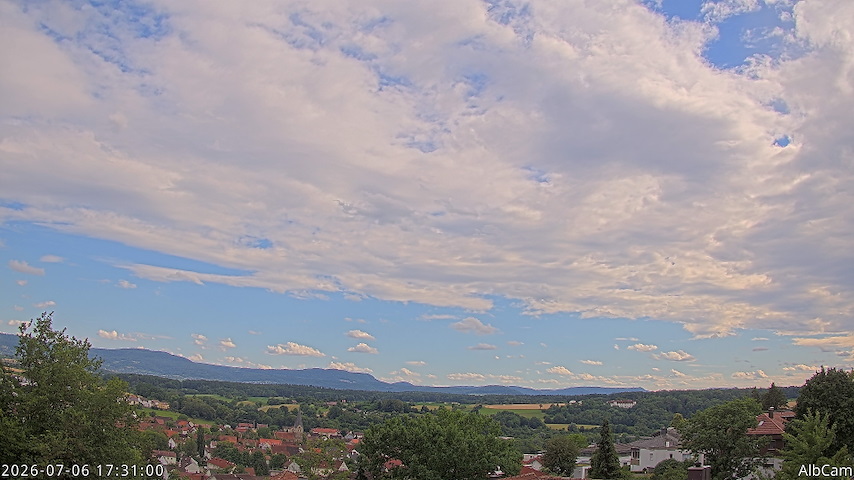 Live camera feed from AlbCam - Göppingen, Germany in View from Göppingen to SSW