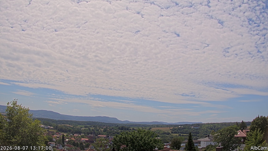 Saluran kamera langsung dari AlbCam - Göppingen, Germany di View from Göppingen to SSW