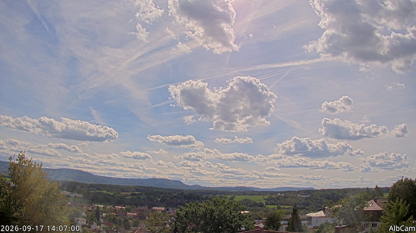 Live camera feed from 🇩🇪 AlbCam Goeppingen in View from Goeppingen to SW
