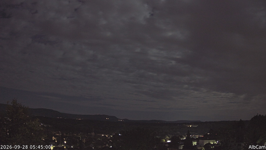 Live camera feed from 🇩🇪 AlbCam Goeppingen in View from Goeppingen to SW