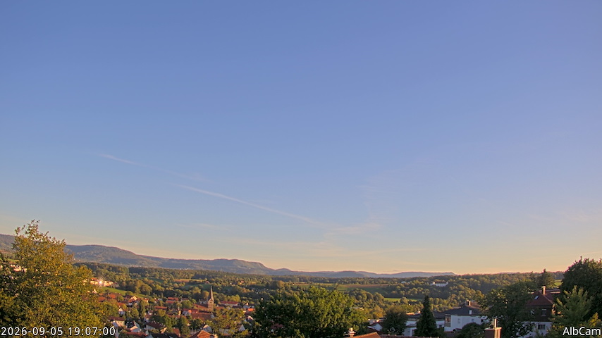 Live camera feed from 🇩🇪 AlbCam Goeppingen in View from Goeppingen to SW
