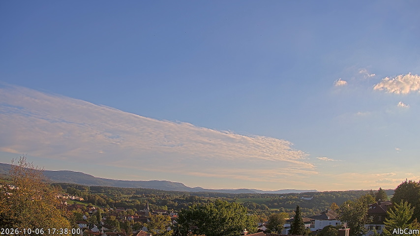 Živý kamerový kanál z 🇩🇪 AlbCam Goeppingen v View from Goeppingen to SW