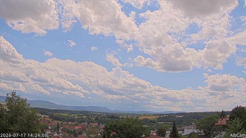 Live camera feed from AlbCam - Göppingen, Germany in View from Göppingen to SSW
