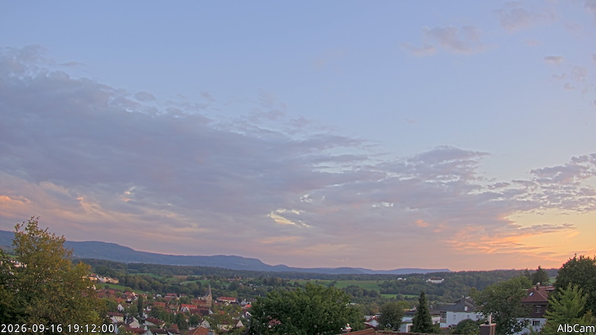 Live camera feed from 🇩🇪 AlbCam Goeppingen in View from Goeppingen to SW