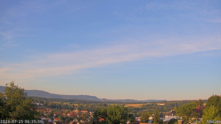 Live camera feed from AlbCam - Göppingen, Germany in View from Göppingen to SSW