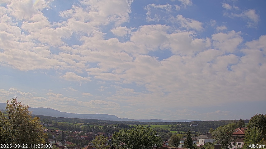 Live camera feed from 🇩🇪 AlbCam Goeppingen in View from Goeppingen to SW