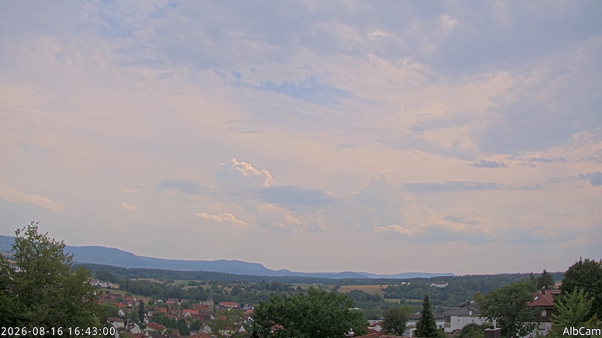Live camera feed from AlbCam - Göppingen, Germany in View from Göppingen to SSW