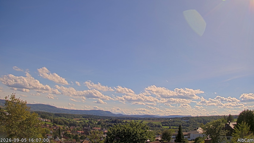 Live camera feed from 🇩🇪 AlbCam Goeppingen in View from Goeppingen to SW