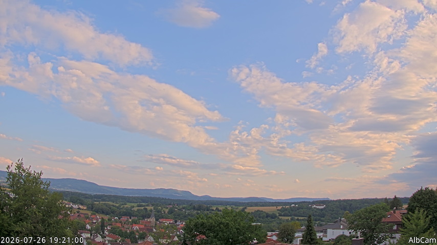 بث كاميرا مباشر من AlbCam - Göppingen, Germany في View from Göppingen to SSW
