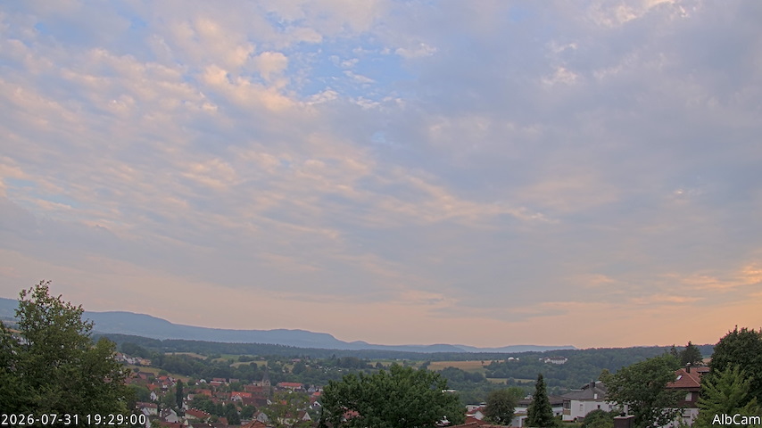 View from Göppingen to SSW में AlbCam - Göppingen, Germany से लाइव कैमरा चैनल