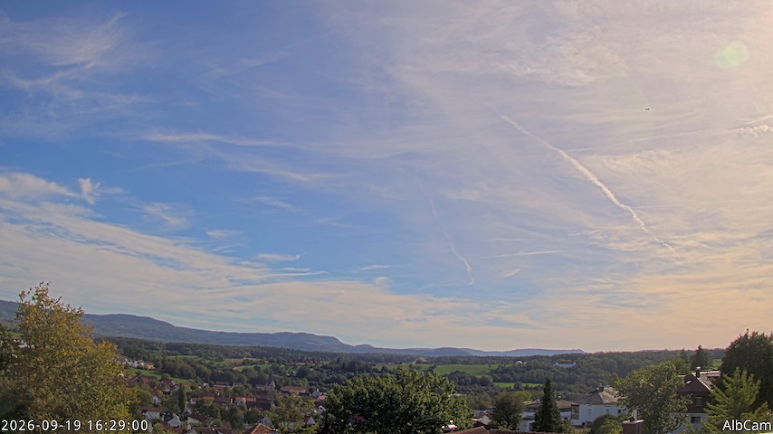 Live camera feed from 🇩🇪 AlbCam Goeppingen in View from Goeppingen to SW