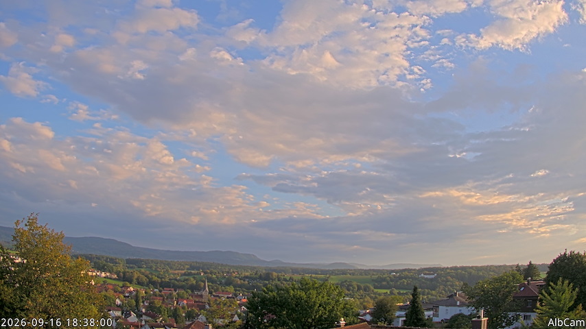 Live camera feed from 🇩🇪 AlbCam Goeppingen in View from Goeppingen to SW