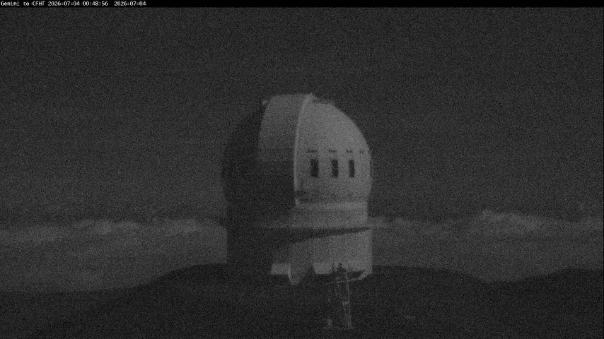 Live camera feed from Canada-France-Hawaii Telescope - North in Hawaii