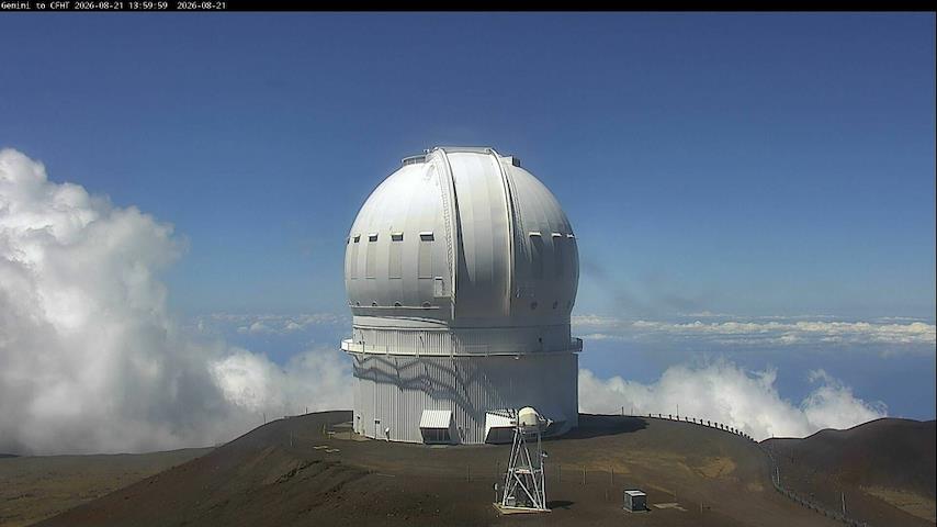 Live camera feed from Canada-France-Hawaii Telescope - North in Hawaii