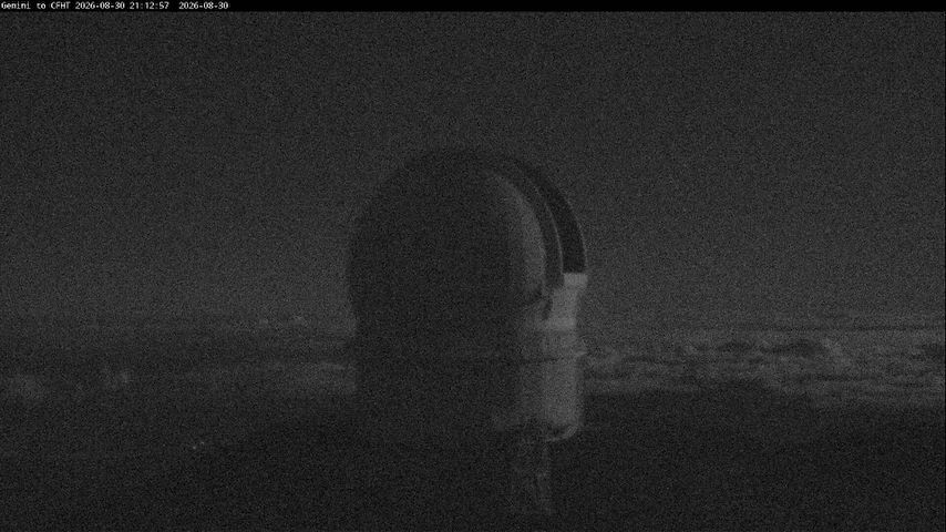 Live camera feed from Canada-France-Hawaii Telescope - North in Hawaii