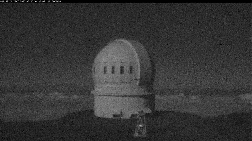 Live camera feed from Canada-France-Hawaii Telescope - North in Hawaii