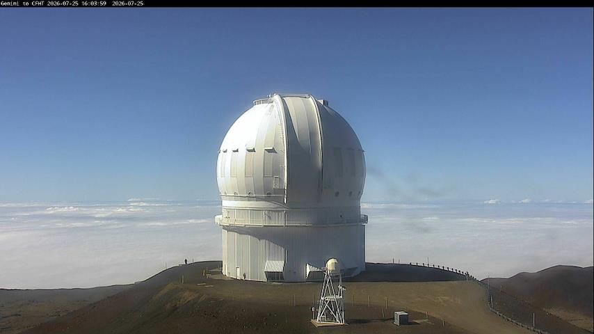 Live camera feed from Canada-France-Hawaii Telescope - North in Hawaii