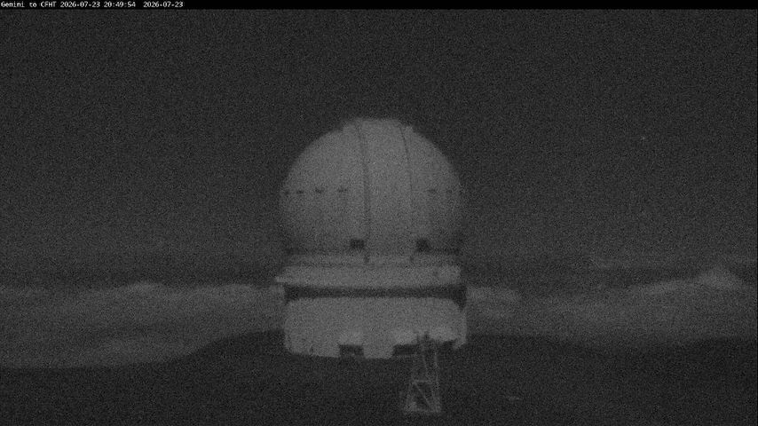 Live camera feed from Canada-France-Hawaii Telescope - North in Hawaii