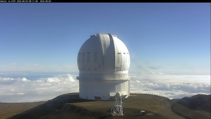 Live camera feed from Canada-France-Hawaii Telescope - North in Hawaii
