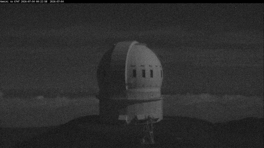 Live camera feed from Canada-France-Hawaii Telescope - North in Hawaii