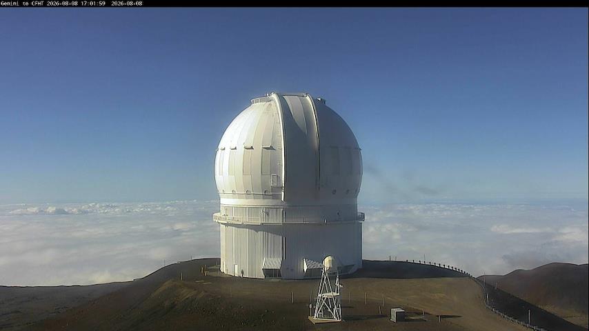 Live camera feed from Canada-France-Hawaii Telescope - North in Hawaii