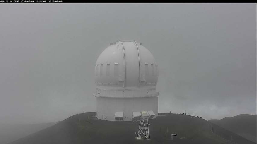 Live camera feed from Canada-France-Hawaii Telescope - North in Hawaii