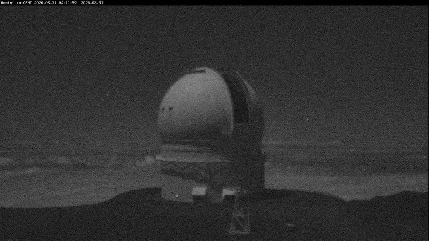Live camera feed from Canada-France-Hawaii Telescope - North in Hawaii