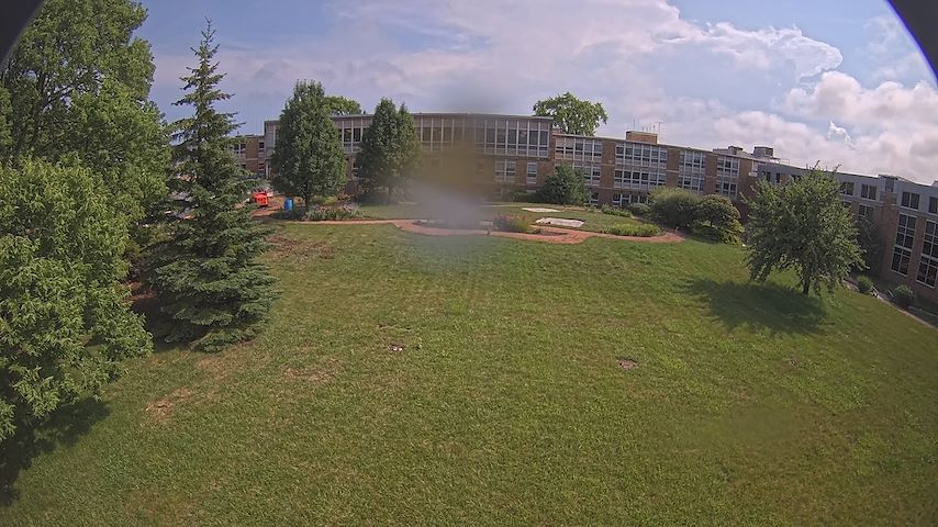CUW School of Nursing Construction Camera からのライブカメラチャンネル（Concordia University Wisconsin）