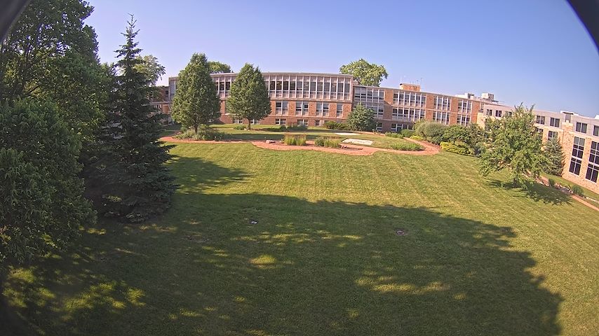 Live camera feed from CUW School of Nursing Construction Camera in Concordia University Wisconsin