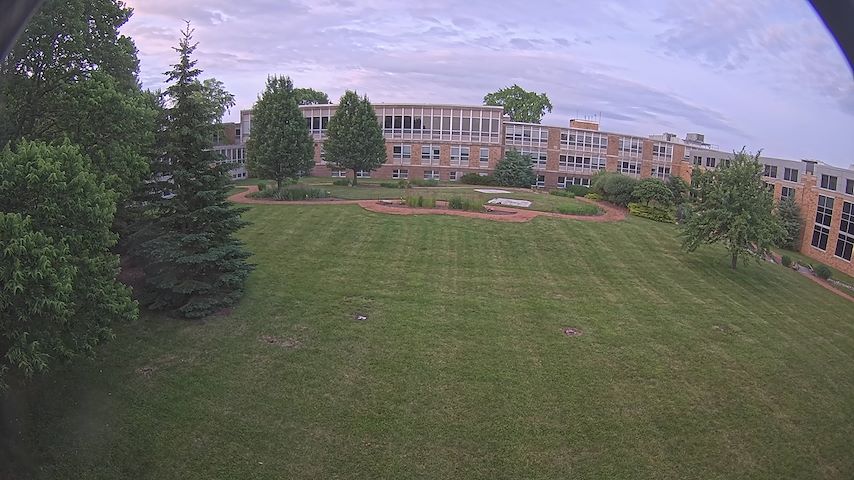 Live camera feed from CUW School of Nursing Construction Camera in Concordia University Wisconsin