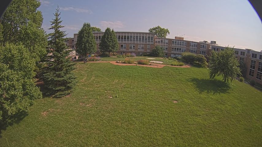 CUW School of Nursing Construction Camera からのライブカメラチャンネル（Concordia University Wisconsin）