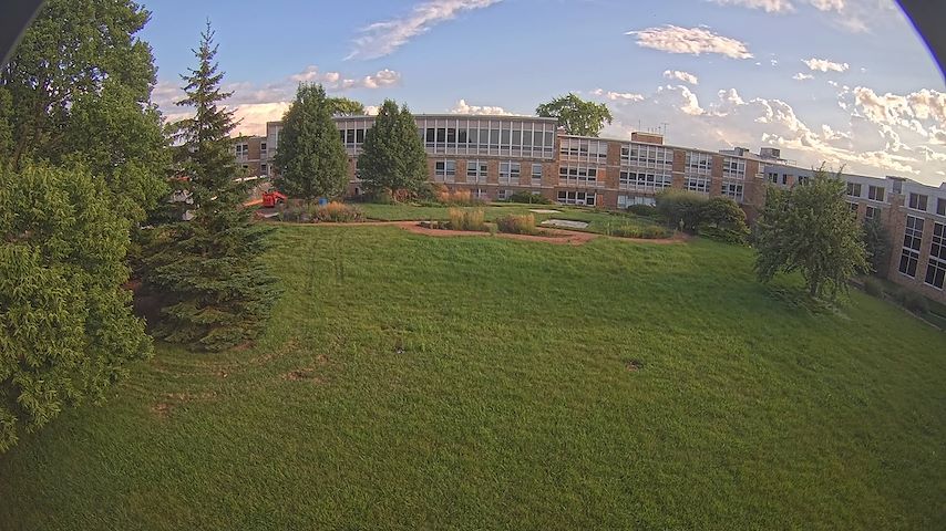 Live camera feed from CUW School of Nursing Construction Camera in Concordia University Wisconsin