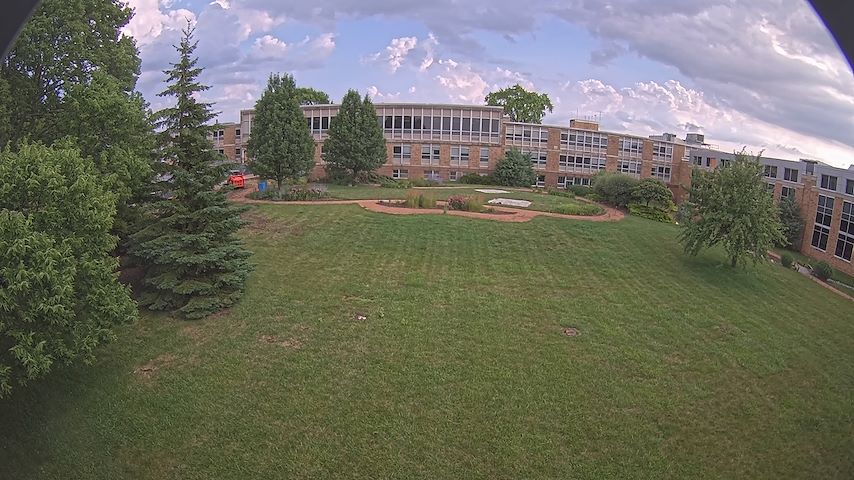 Canal de càmera en directe de CUW School of Nursing Construction Camera a Concordia University Wisconsin
