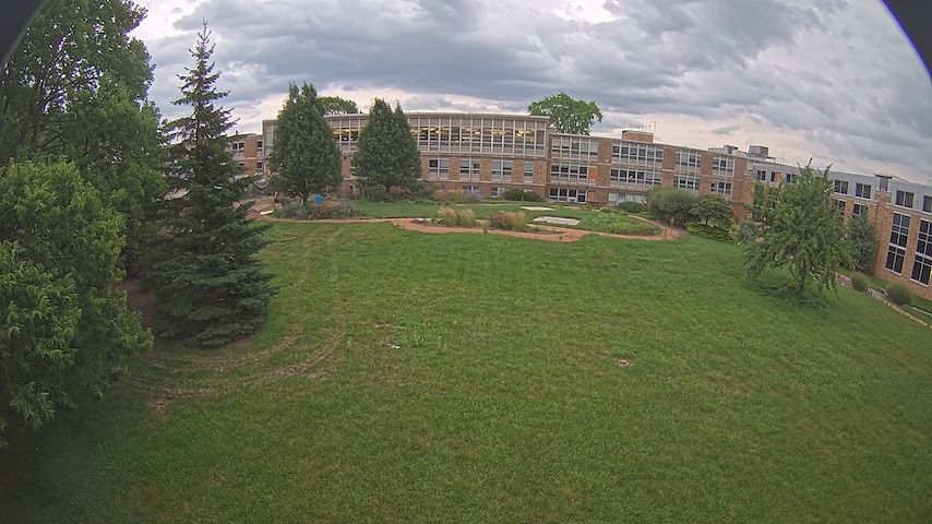 Live camerakanaal van CUW School of Nursing Construction Camera in Concordia University Wisconsin