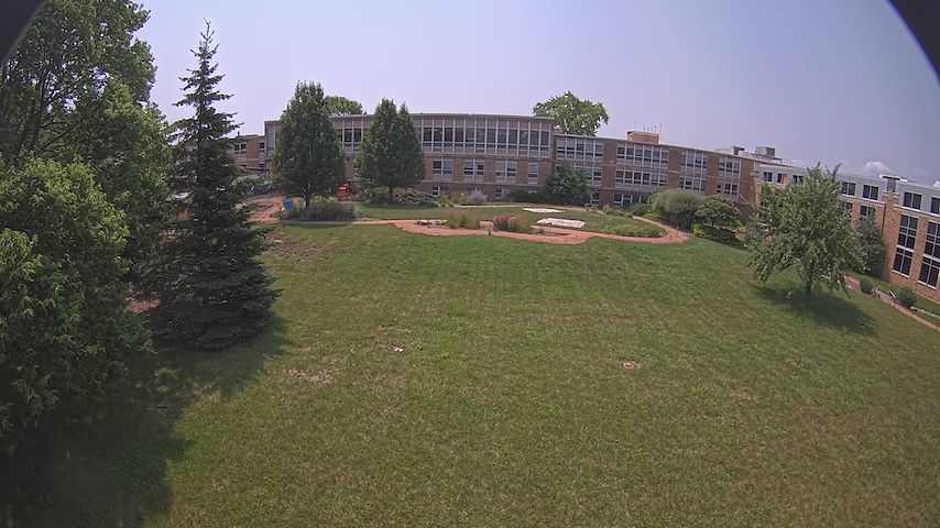 Sianel gamera fyw o CUW School of Nursing Construction Camera yn Concordia University Wisconsin