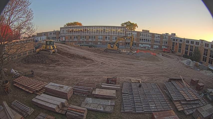 CUW School of Nursing Construction Camera의 라이브 카메라 채널 (Concordia University Wisconsin)
